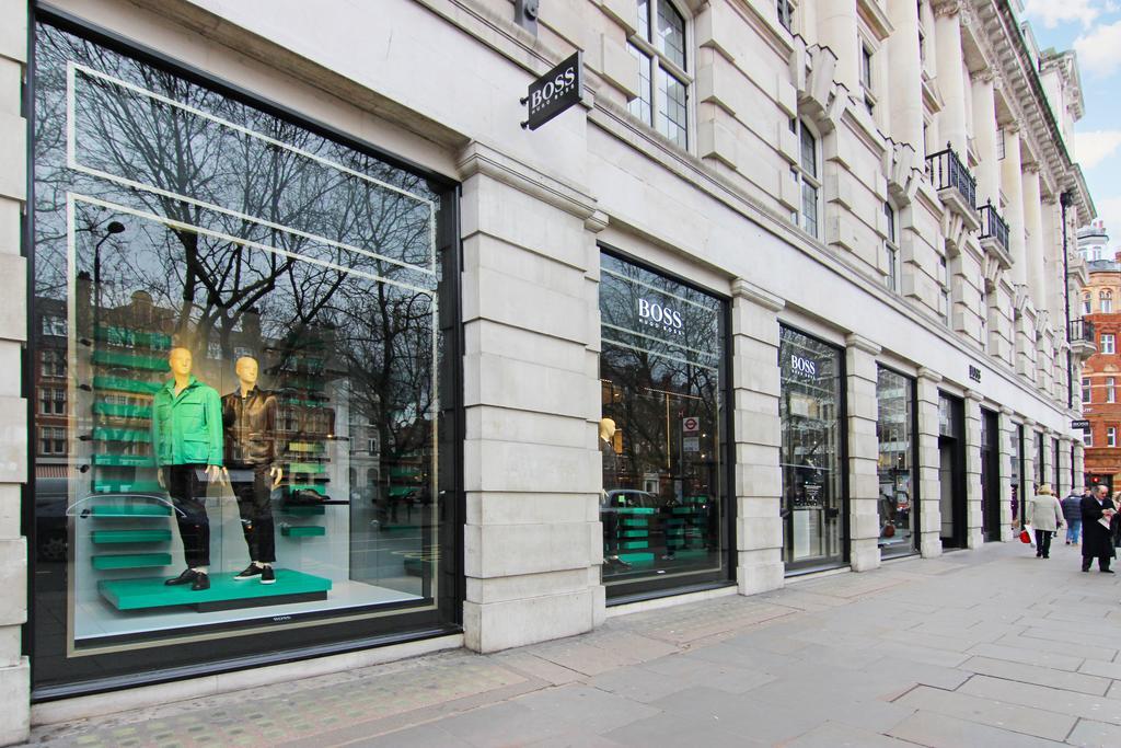 Lifestyle Chelsea Bridge Londra